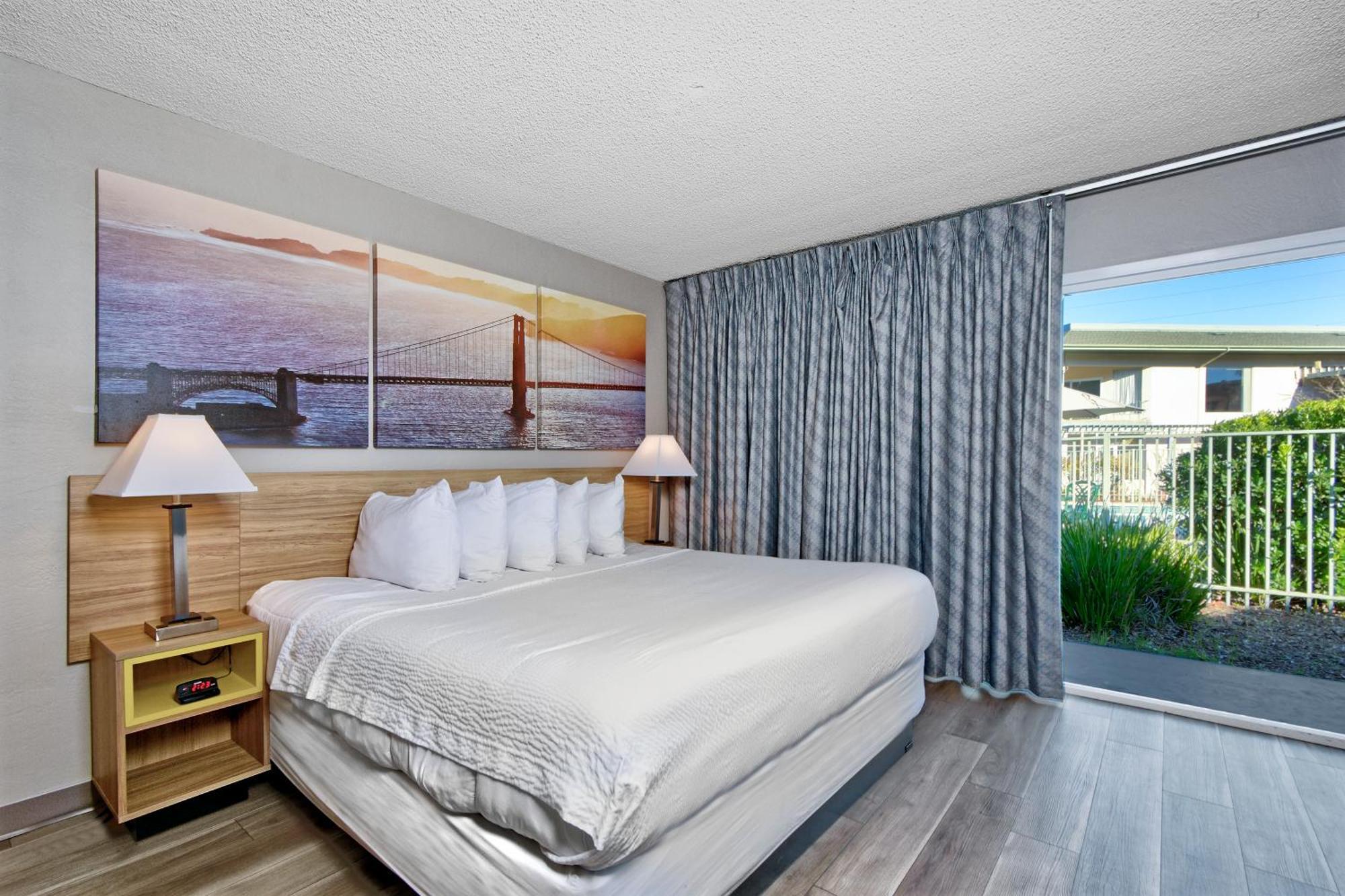 Days Inn By Wyndham Novato/San Francisco Exterior photo