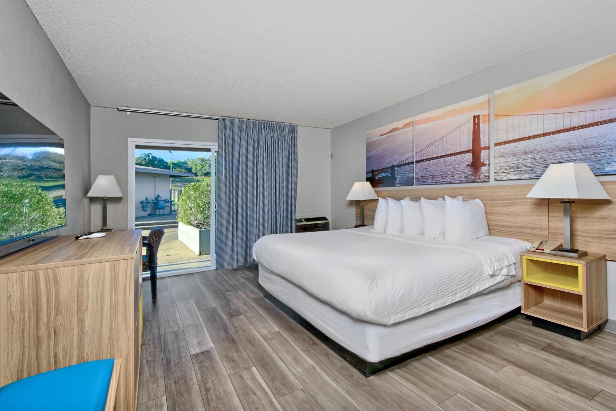 Days Inn By Wyndham Novato/San Francisco Exterior photo